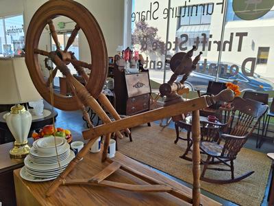 Antique Wooden Flax Spinning Wheel