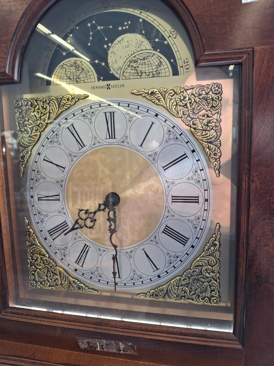Vintage Howard Miller Grandfather Clock