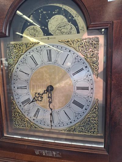Vintage Howard Miller Grandfather Clock