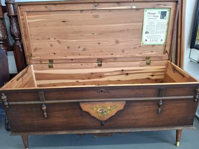 Lane Cedar Hope Chest